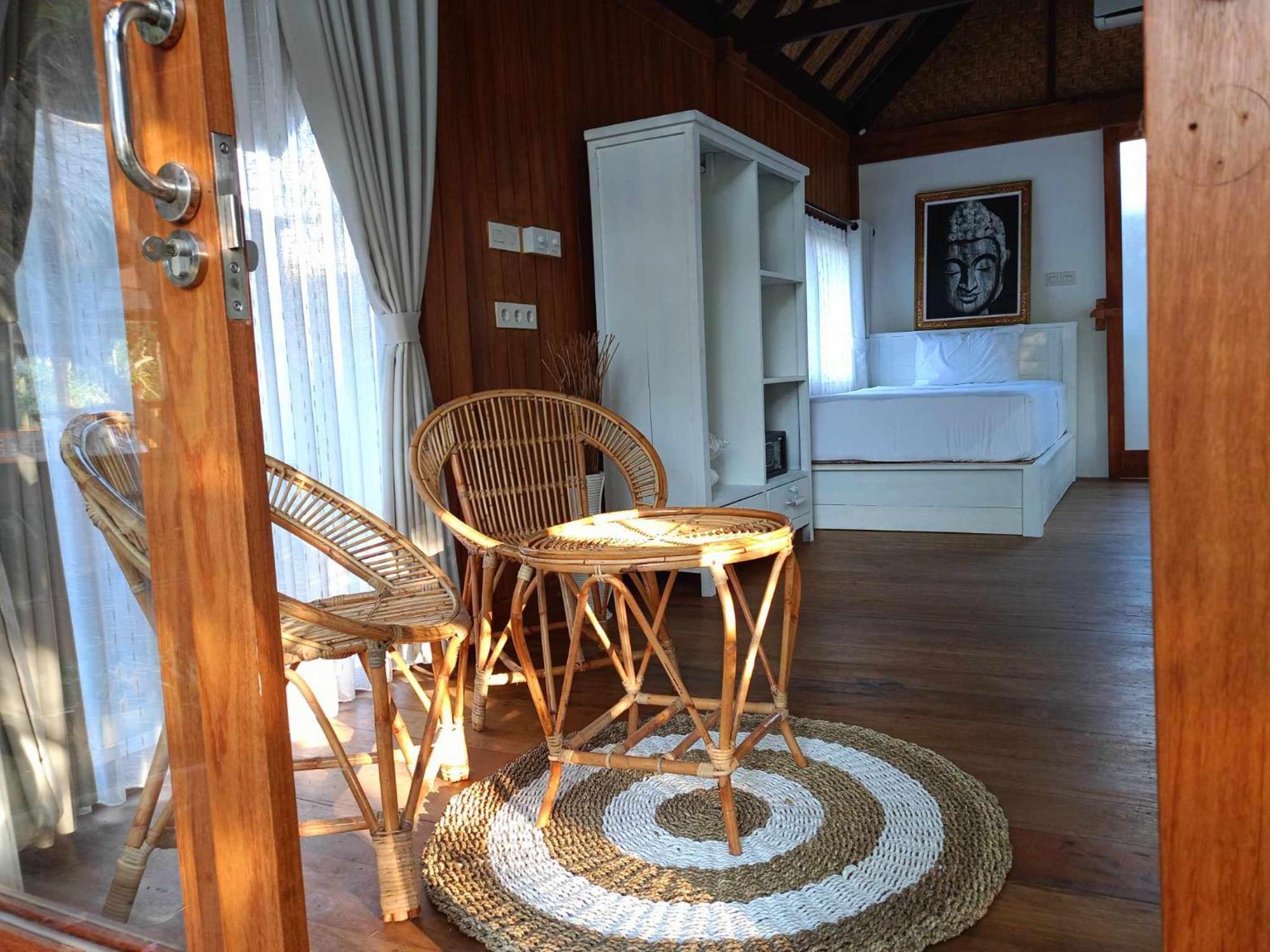 Bintang Tiga Bungalows Гили Еър Екстериор снимка
