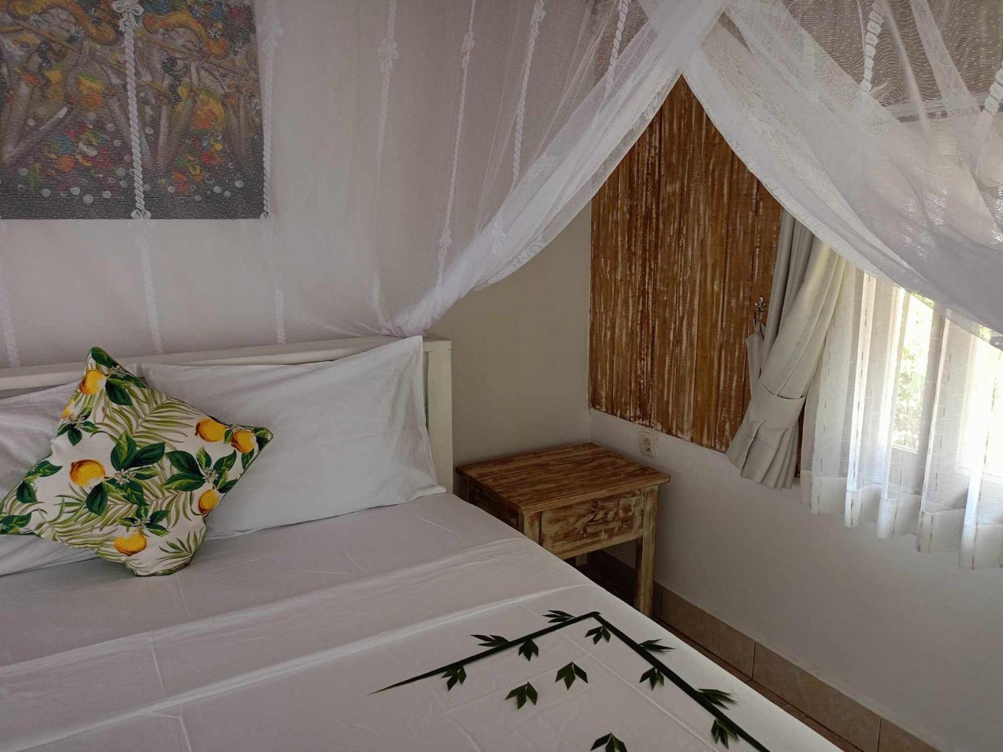 Bintang Tiga Bungalows Гили Еър Екстериор снимка
