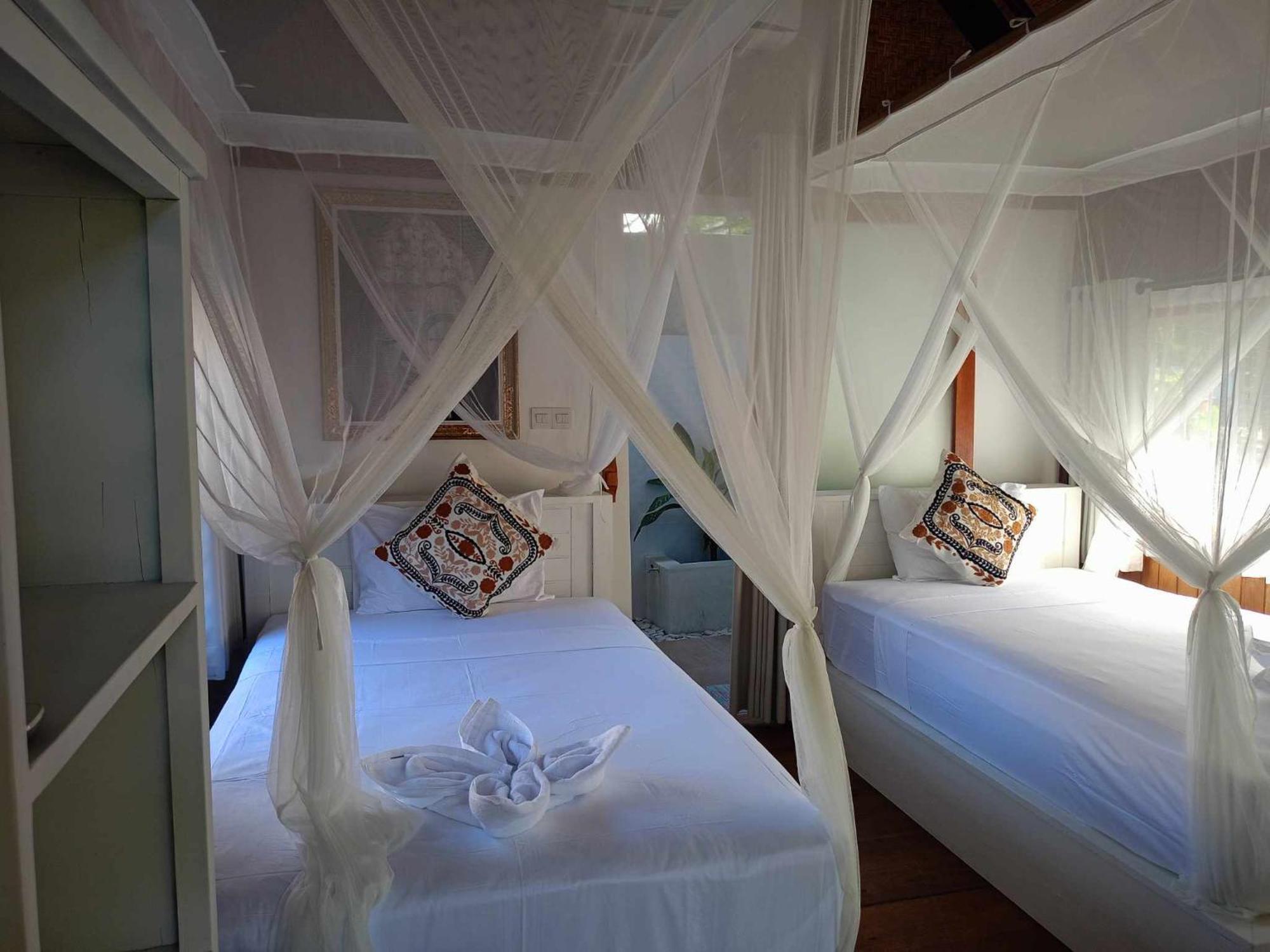 Bintang Tiga Bungalows Гили Еър Екстериор снимка