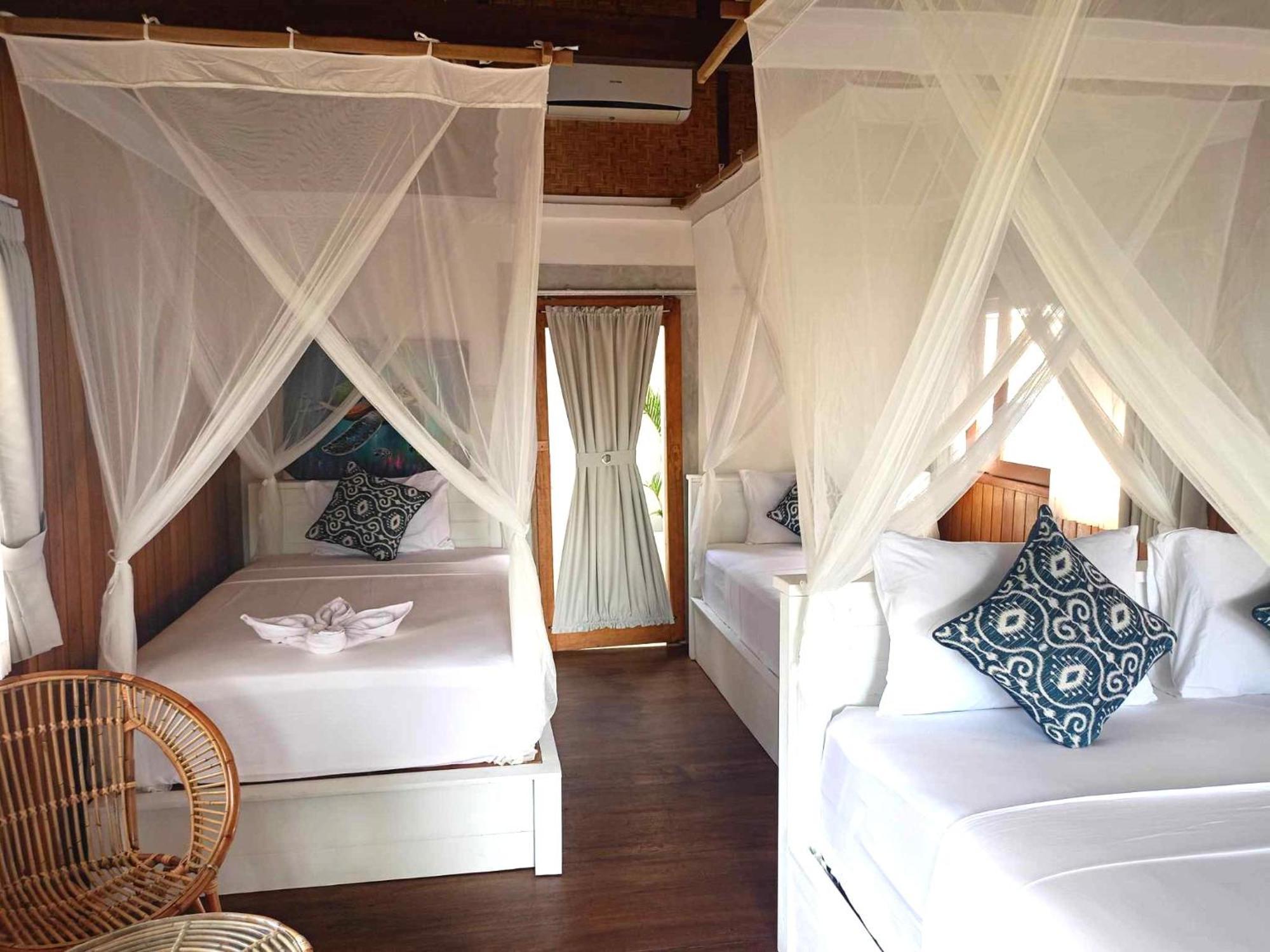 Bintang Tiga Bungalows Гили Еър Екстериор снимка